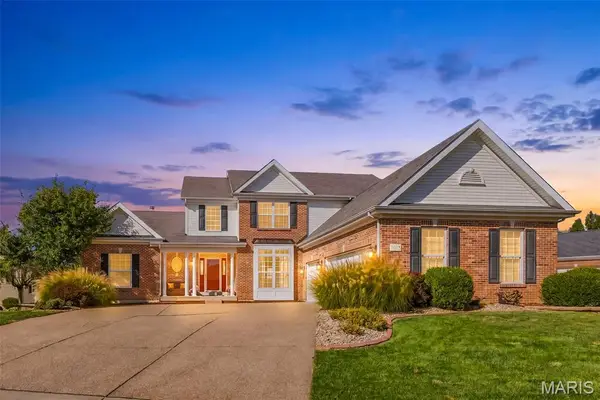 1015 Pearview Drive, St Peters, MO 63376