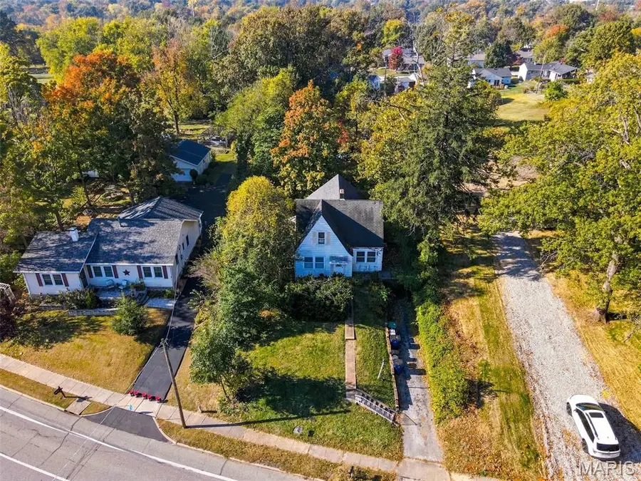 833 S Sappington Road, Crestwood, MO 63126 - #3