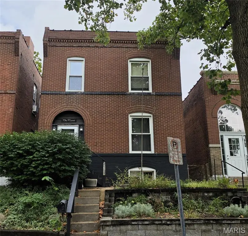 2820 Dalton Avenue, Saint Louis, MO 63139 - #1