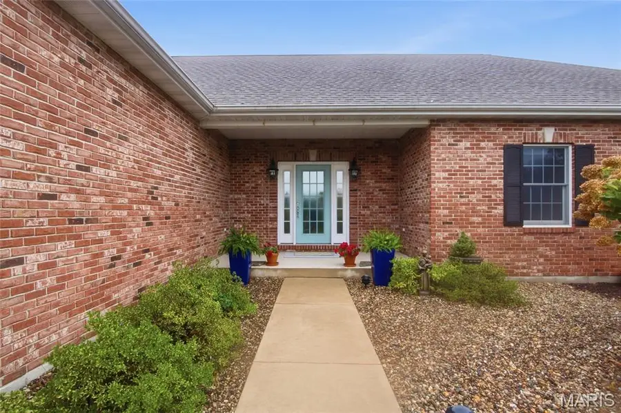 6131 Chantilly Bend, Waterloo, IL 62298 - #2
