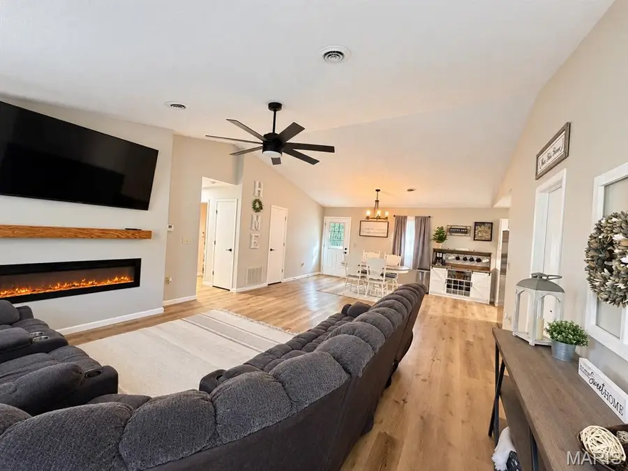 16420 Twilight Drive, Saint Robert, MO 65584 - #3