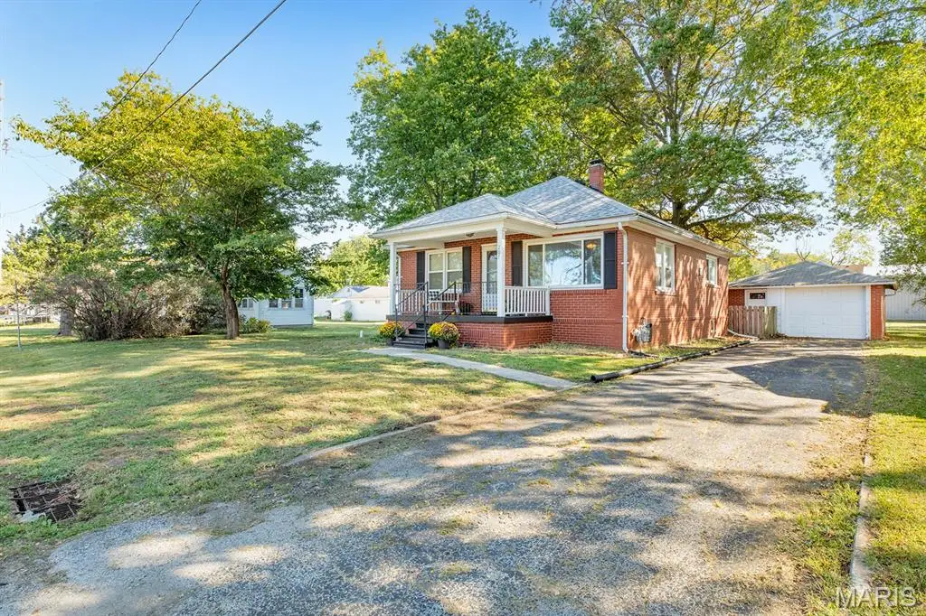 207 Olive, Brighton, IL 62012 - #1