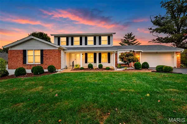 1922 Buckington Drive, Chesterfield, MO 63017