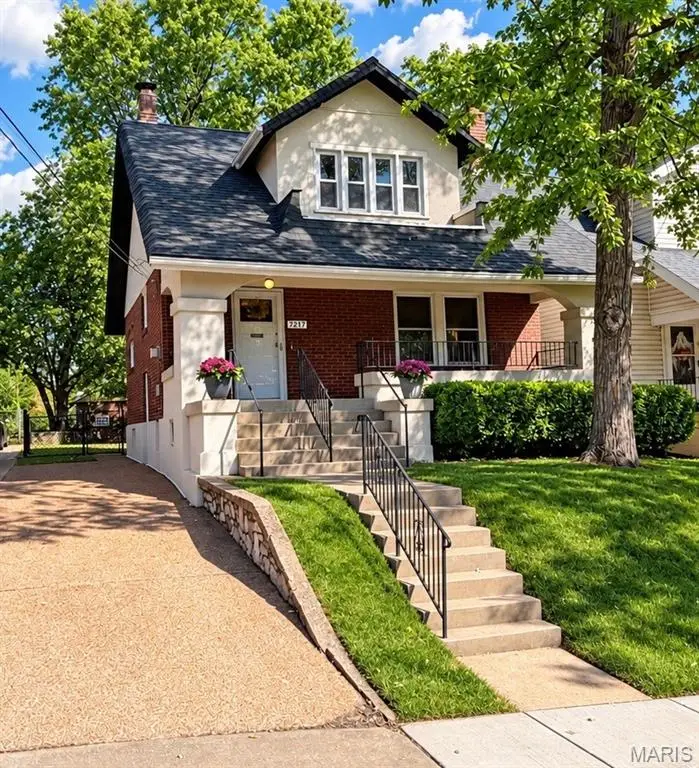 7217 Zephyr Place, Maplewood, MO 63143 - #1