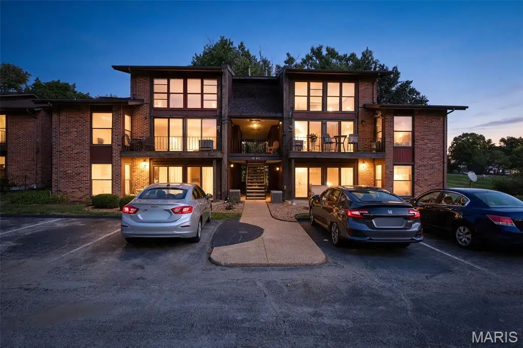1045 Mersey Bend Drive #E, Saint Louis, MO 63129 - #1