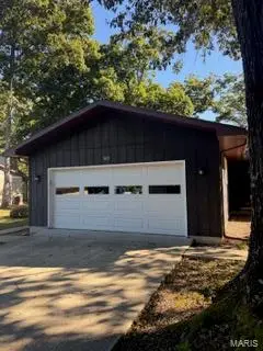 309 Lakewood Drive, Hillsboro, IL 62049 - #3