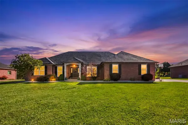 1219 Palmer Creek Drive, Columbia, IL 62236