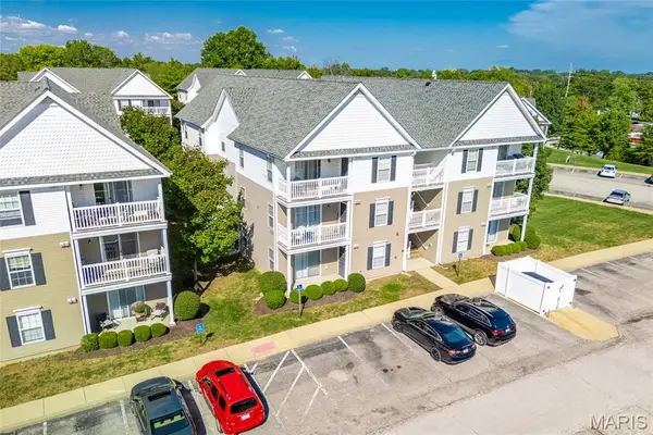 9751 Newham Drive #11A, Affton, MO 63123