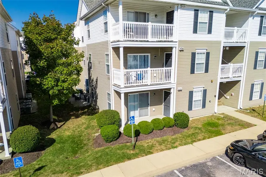 9751 Newham Drive #11A, Affton, MO 63123 - #2