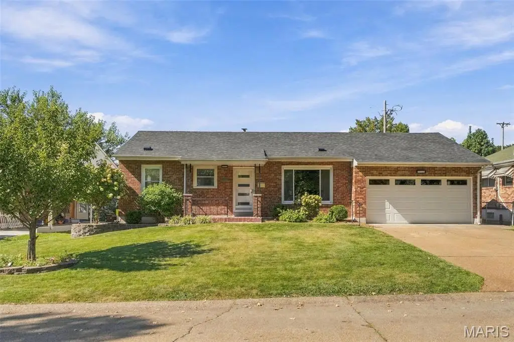7305 Coronado Avenue, Saint Louis, MO 63116 - #1