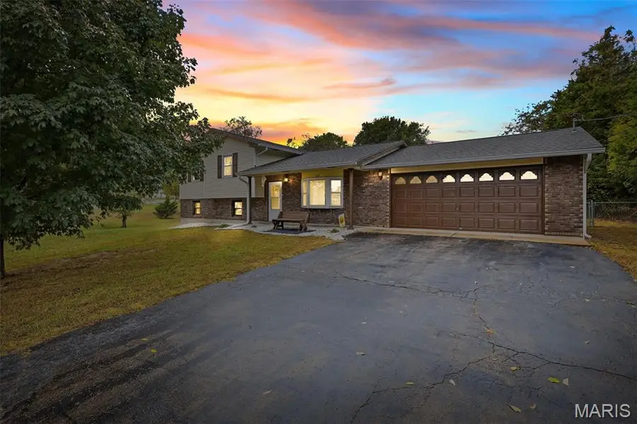 405 Chadrick Drive, Desloge, MO 63601 - #2