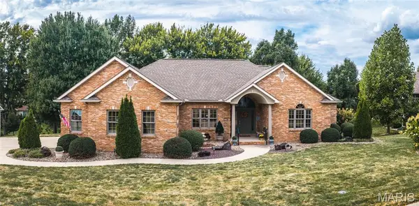 5308 Whispering Woods Drive, Godfrey, IL 62035