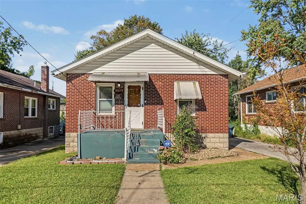 3517 Dix Avenue, Saint John, MO 63114 - #1