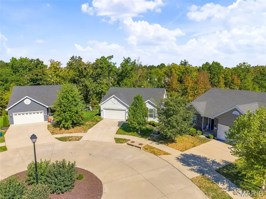 424 Cozy Pines Drive, Lake Saint Louis, MO 63367 - #2