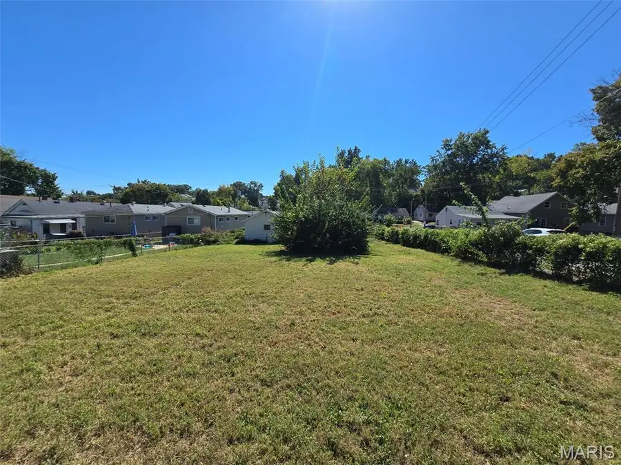 1350 Forest Avenue, Saint Louis, MO 63139 - #3