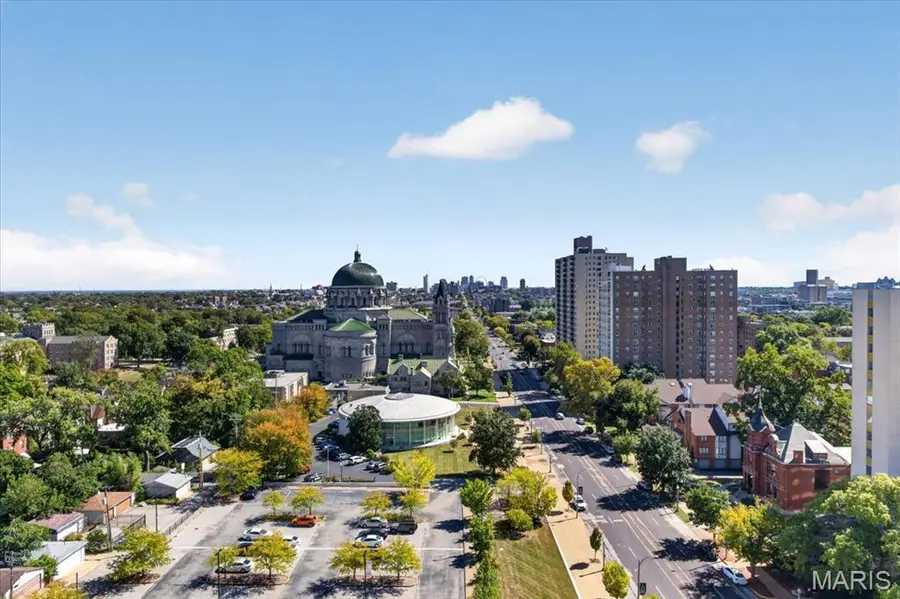 4501 Lindell Boulevard #14G, Saint Louis, MO 63108 - #3
