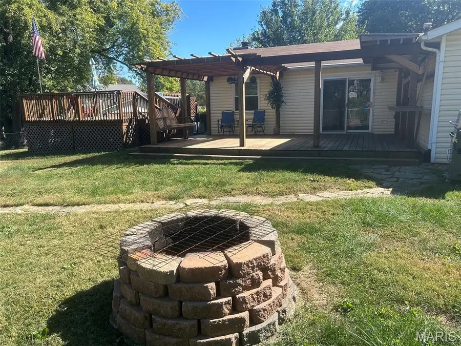 15 Las Olas Drive, Belleville, IL 62221 - #2