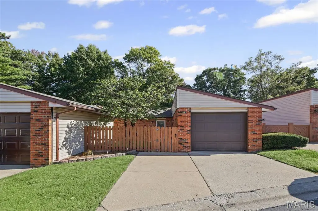 6 Parkridge, Belleville, IL 62226 - #1