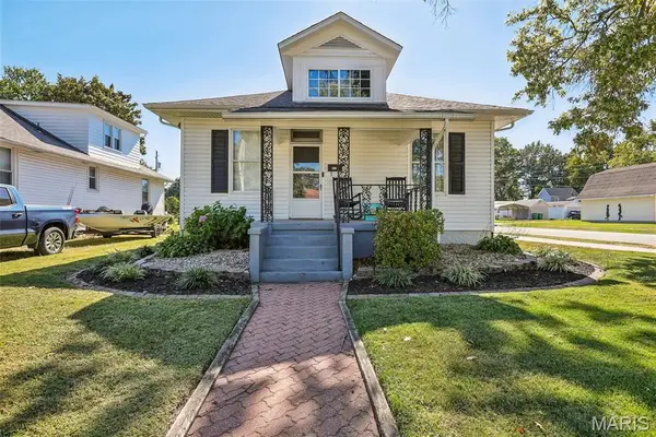 301 E 2nd Street, O'Fallon, IL 62269