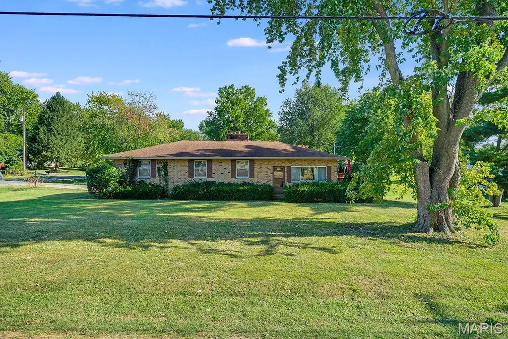 355 Glen Carbon Road, Glen Carbon, IL 62034 - #1
