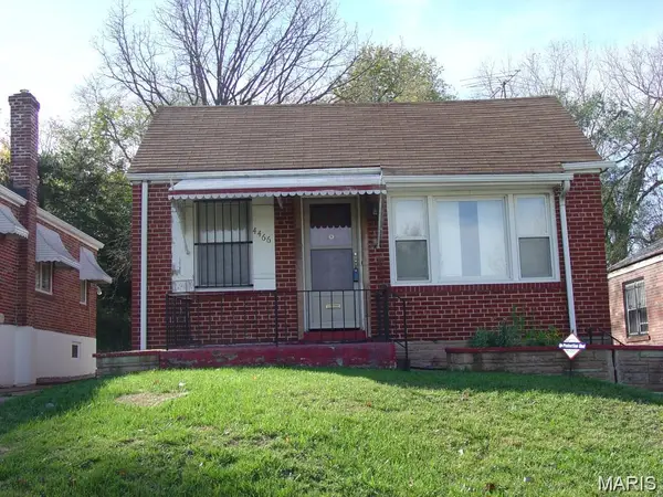 4466 Carter Avenue, St Louis, MO 63115
