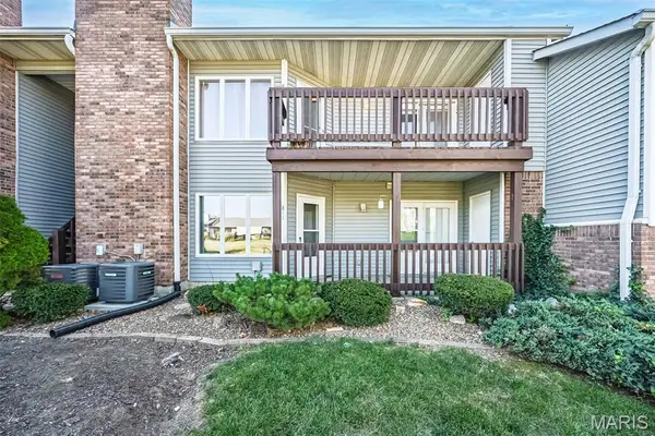 811 King Drive #1C, St Charles, MO 63303