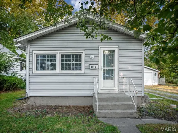 1116 Madison Avenue, Edwardsville, IL 62025