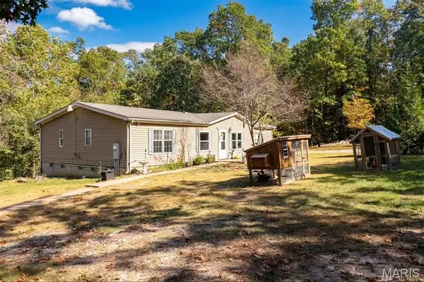 600 Casey Road, Farmington, MO 63640