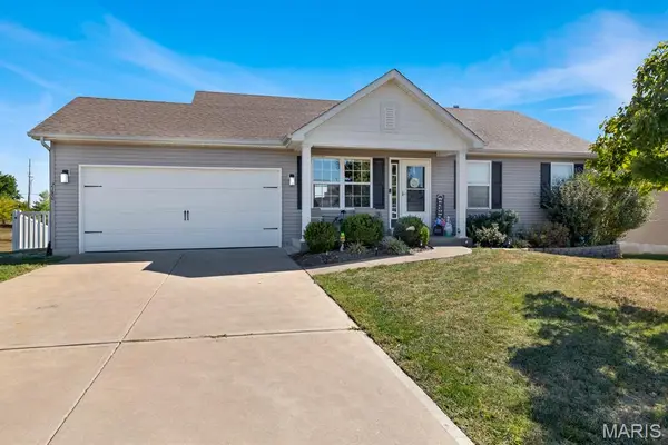2180 Central Park Drive, Troy, MO 63379