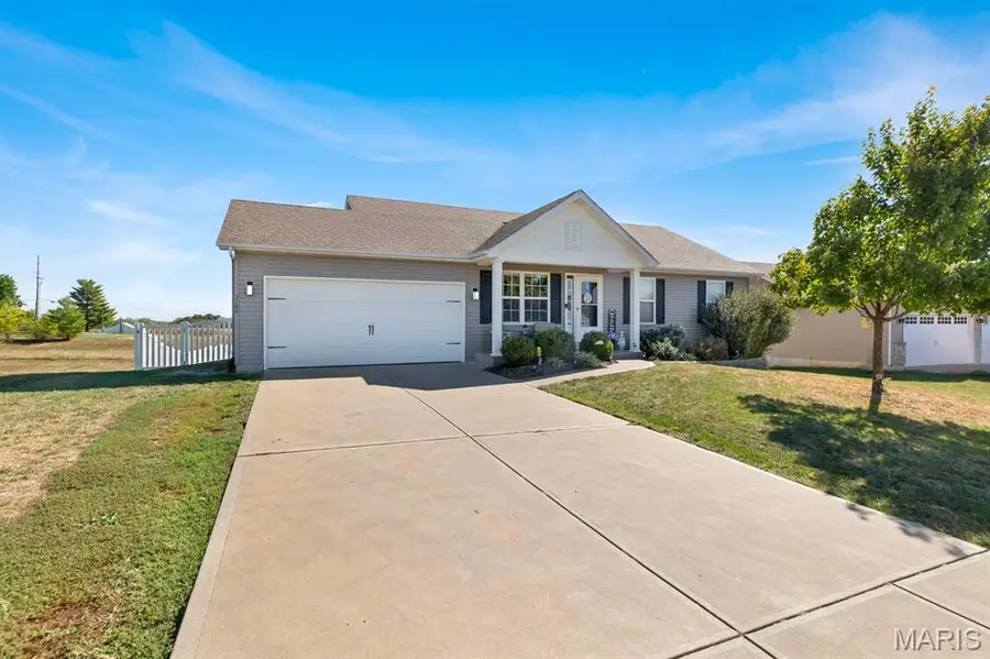2180 Central Park Drive, Troy, MO 63379 - #2