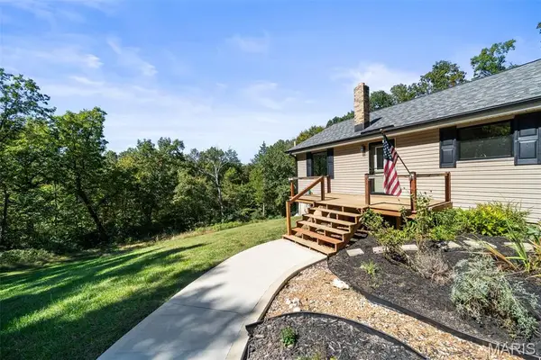 675 Rocky Top Road, Pacific, MO 63069