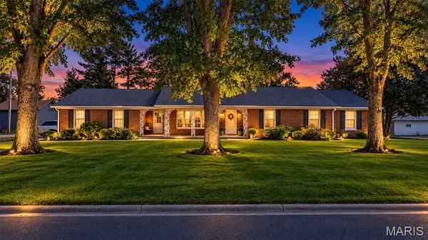 728 S Moore Street, Nashville, IL 62263