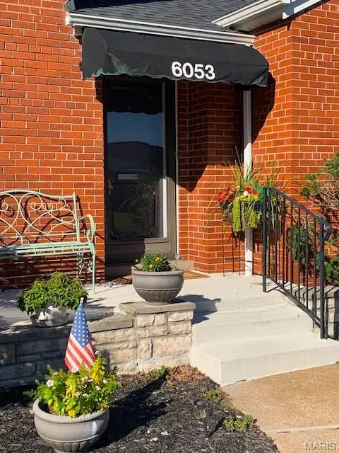 6053 Childress Avenue, Saint Louis, MO 63109 - #2
