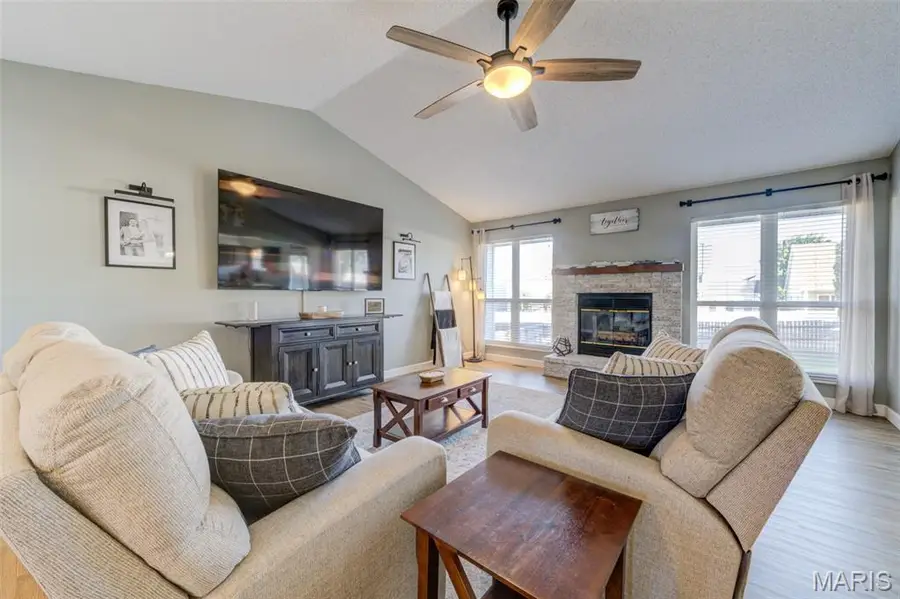 415 Lantana Lane, Saint Peters, MO 63376 - #3