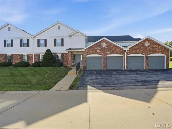 4308 Sunridge Drive #B, St Louis, MO 63125