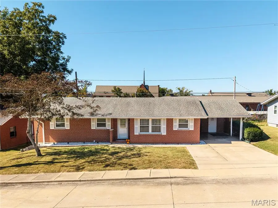 14 S Waters Street, Perryville, MO 63775 - #2