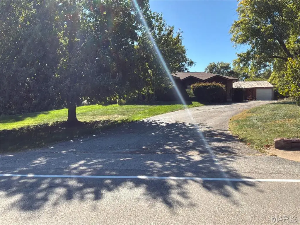 1421 & 1435 Schoettler Road, Chesterfield, MO 63017 - #1