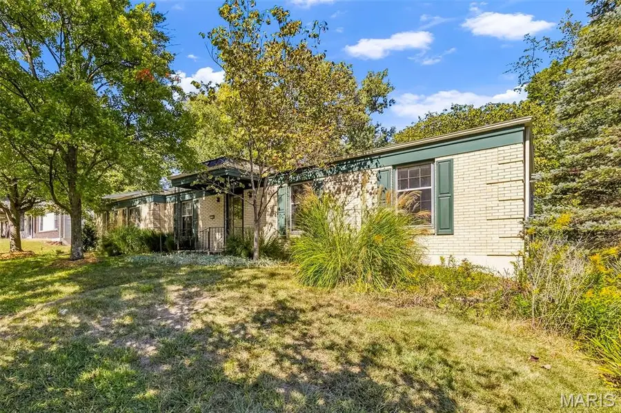 1766 Seven Pines Drive, Saint Louis, MO 63146 - #3