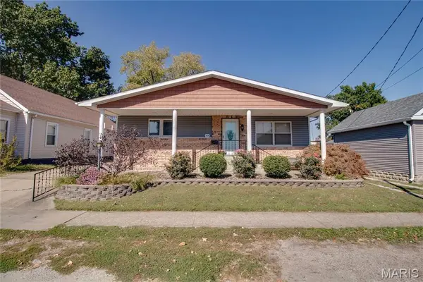 424 W 1st South Street, Carlinville, IL 62626
