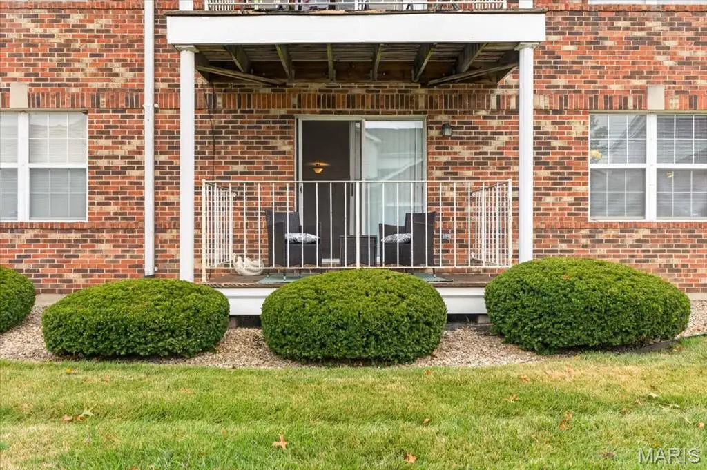 4309 Sunridge Drive #E, Saint Louis, MO 63125 - #1