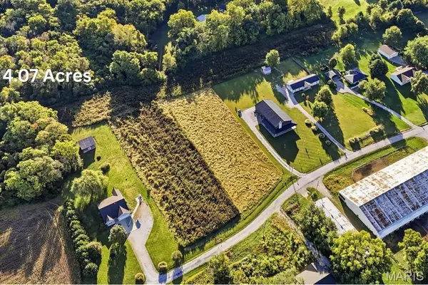 8754 Le Pere School Road, Millstadt, IL 62260