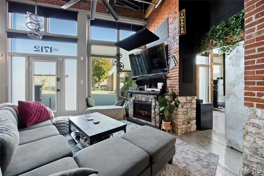721 N 17th Street #101, Saint Louis, MO 63103 - #3
