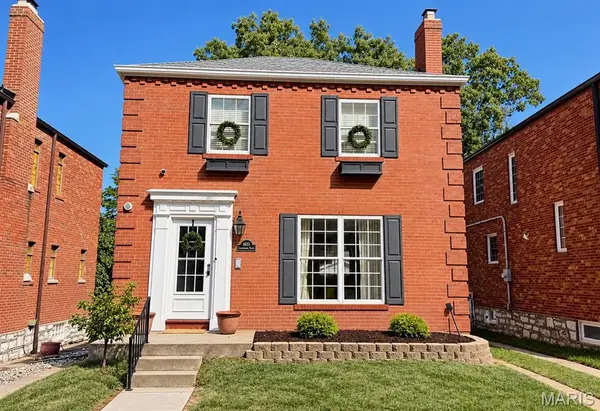 6651 Lindenwood Place, St Louis, MO 63109