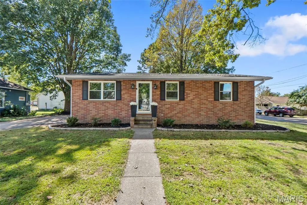 330 Gray Avenue, Chaffee, MO 63740 - #1