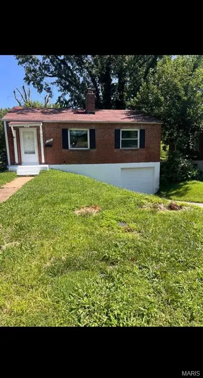 1965 Park Lane, St Louis, MO 63136