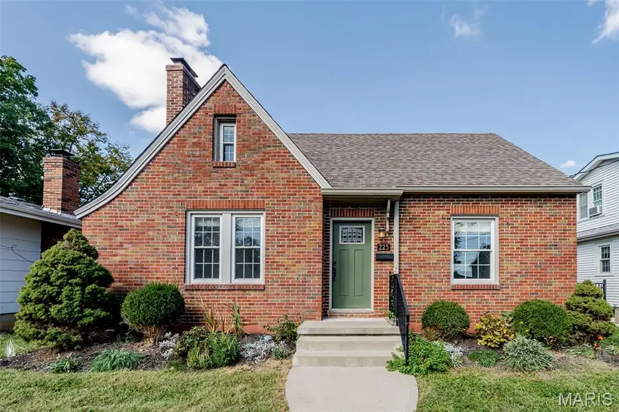 225 High Street, Washington, MO 63090 - #3