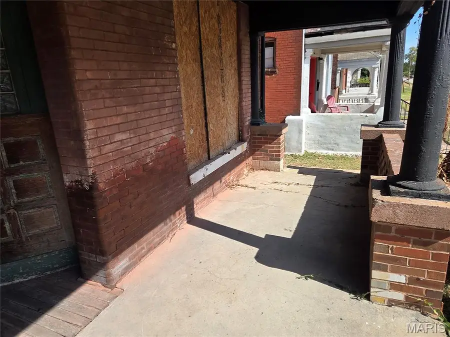 4451 Washington Boulevard, Saint Louis, MO 63108 - #3