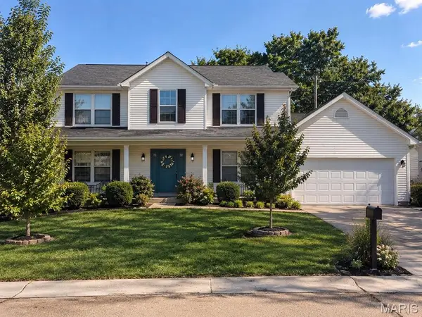 838 Emerald Place Drive, St Charles, MO 63304