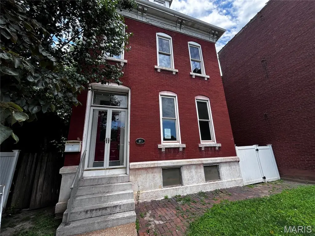 2813 Meramec Street, Saint Louis, MO 63118 - #1