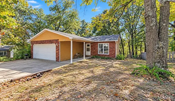 16958 Hemlock Lane, St Robert, MO 65584